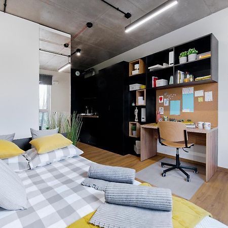 Shed Living Krakow Aparthotel Εξωτερικό φωτογραφία