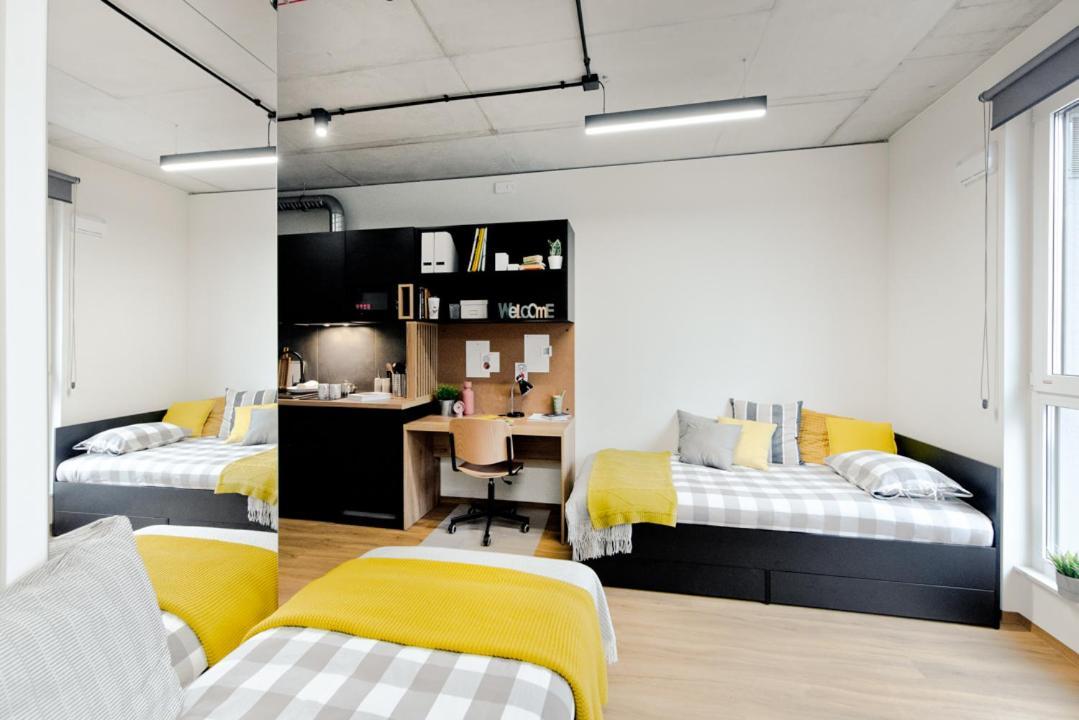 Shed Living Krakow Aparthotel Εξωτερικό φωτογραφία